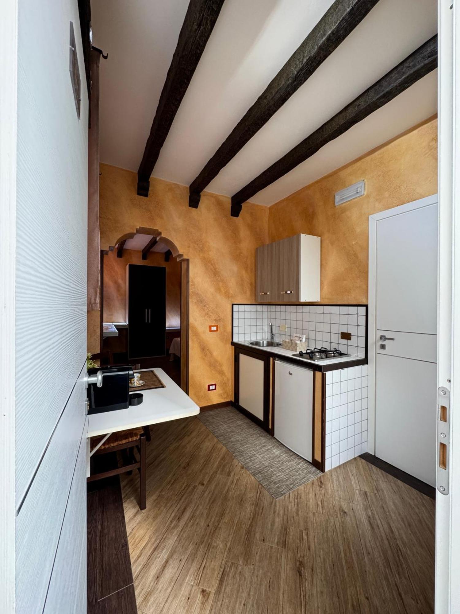 Summer Wind Apartments Trapani Esterno foto
